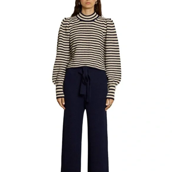 Eleven Six Mia Sweater Ivory Navy Stripe Size Medium - Picture 7 of 7